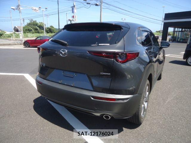 Mazda CX-30 2021-08 355000-2