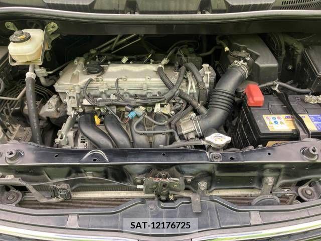 Toyota VOXY 2013-11 289009-19