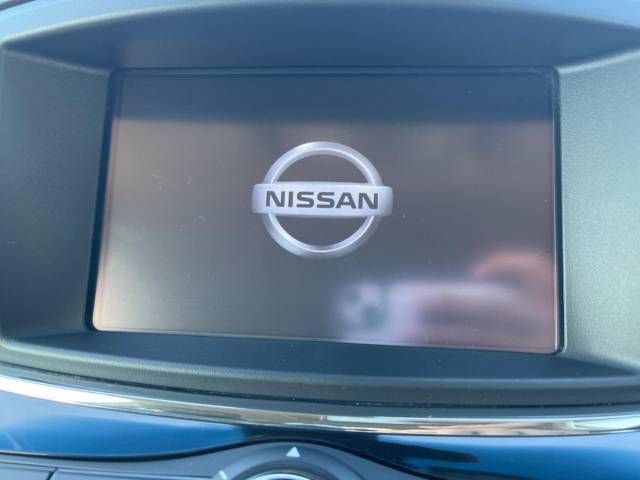 Nissan ELGRAND 2019-03 185658-2