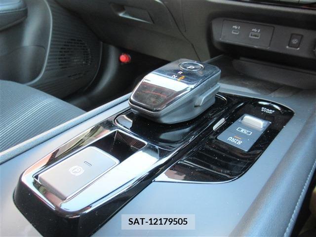 Nissan NOTE 2022-03 302487-11