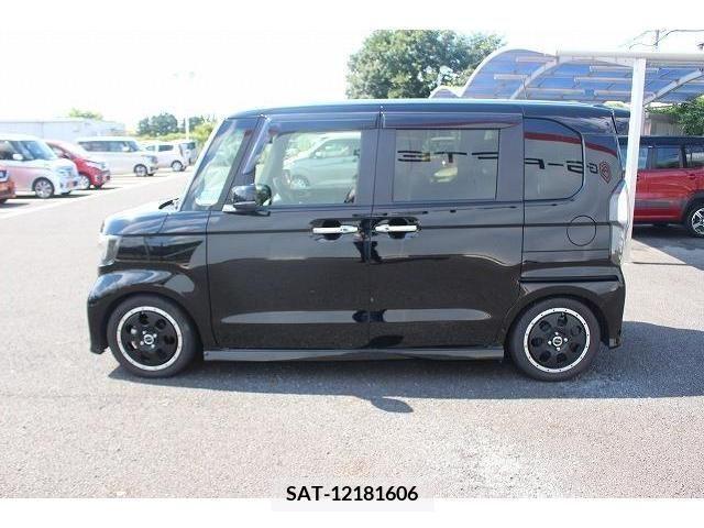 Honda N BOX CUSTOM 2022-01 365011-8