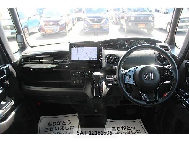Honda N BOX CUSTOM 2022-01 365011-14