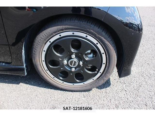 Honda N BOX CUSTOM 2022-01 365011-11