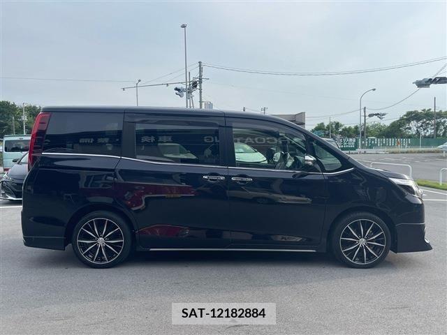 Toyota ESQUIRE 2017-06 271186-3