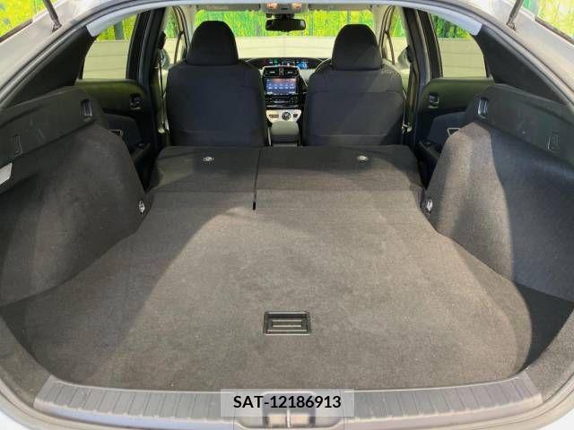 Toyota PRIUS 2018-07 322276-10