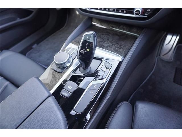 Bmw 5 SERIES 2017-07 181611-16