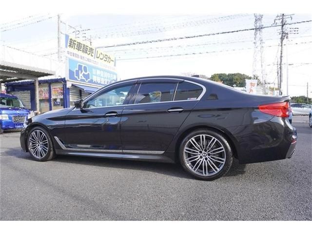 Bmw 5 SERIES 2017-07 181611-4