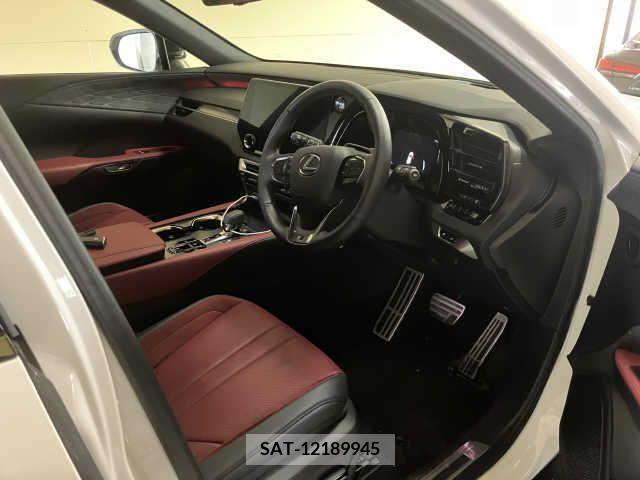 Lexus RX 2023-03 388360-1