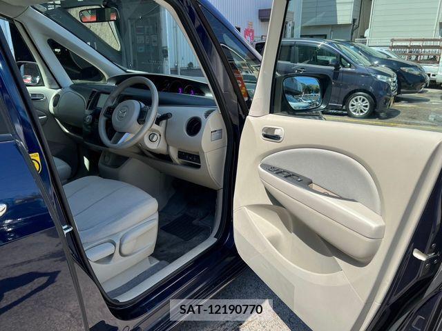 Mazda BIANTE 2013-08 256168-3