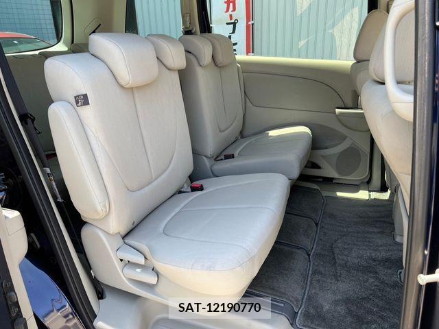 Mazda BIANTE 2013-08 256168-5