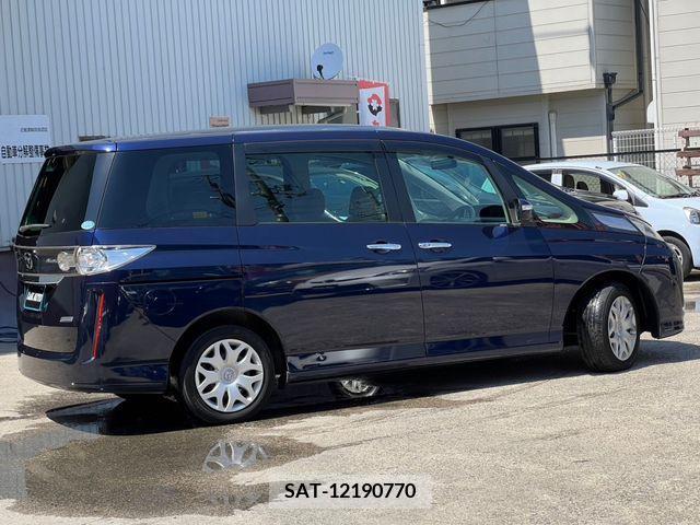 Mazda BIANTE 2013-08 256168-1