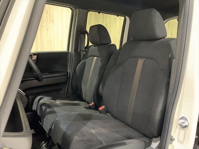 Honda N BOX CUSTOM 2019-11 185220-21