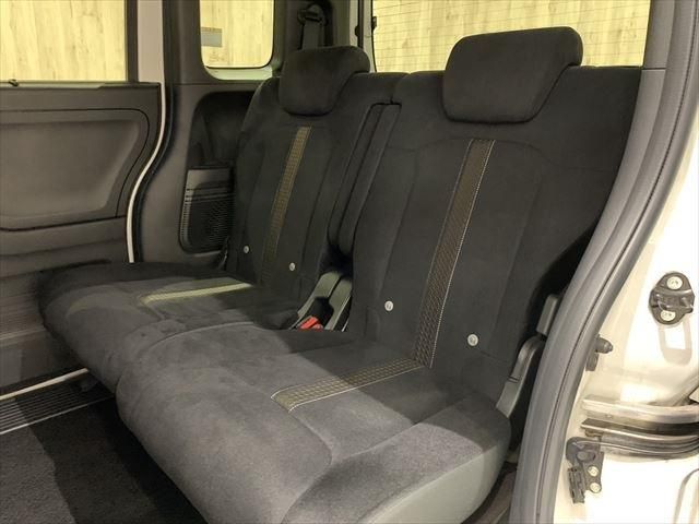 Honda N BOX CUSTOM 2019-11 185220-22