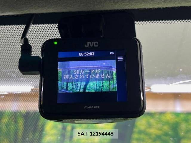 Nissan NOTE 2015-05 339774-5