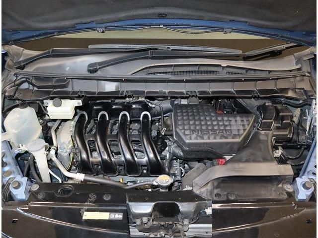 Nissan SERENA 2016-11 191357-14