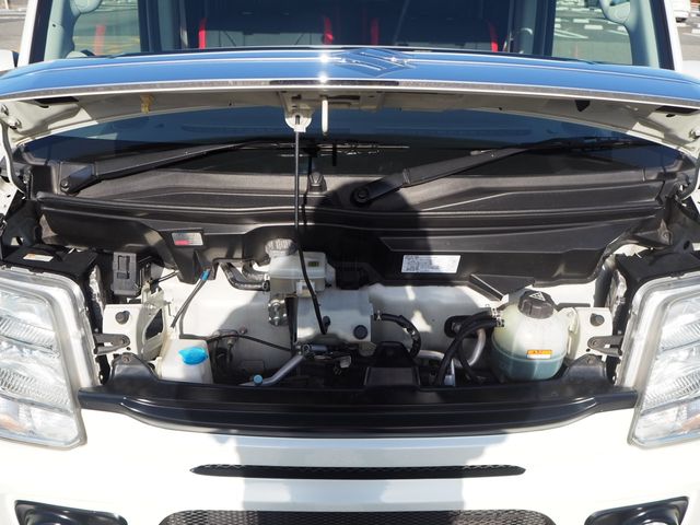 Suzuki EVERY WAGON 2017-11 188690-24