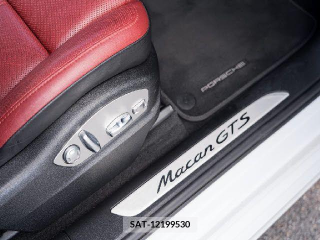 Porsche MACAN 2017-10 366249-18