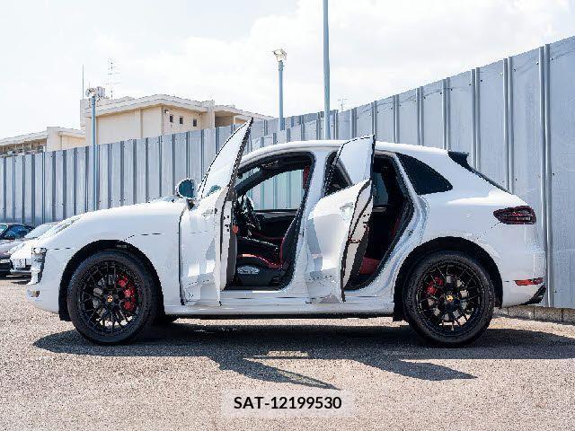 Porsche MACAN 2017-10 366249-29