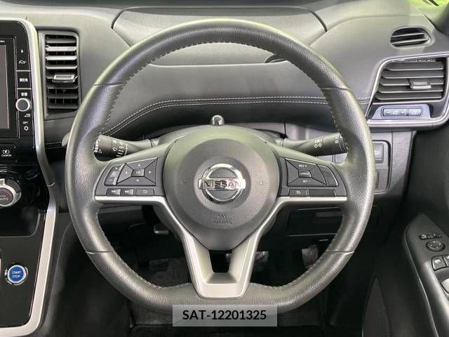 Nissan SERENA 2018-03 241764-12
