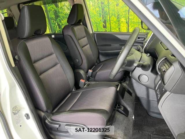 Nissan SERENA 2018-03 241764-8