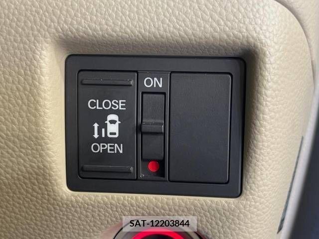 Honda N BOX 2018-07 306977-3