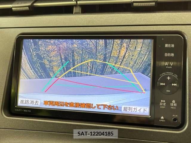 Toyota PRIUS 2011-10 202310-3