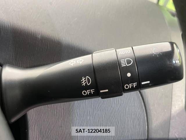 Toyota PRIUS 2011-10 202310-6