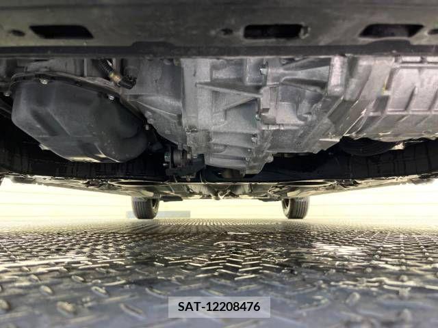 Nissan NOTE 2018-01 214733-19