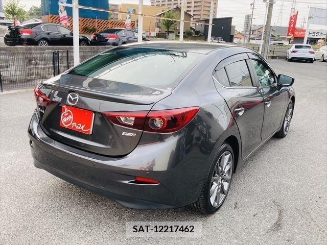 Mazda AXELA 2017-09 261523-4