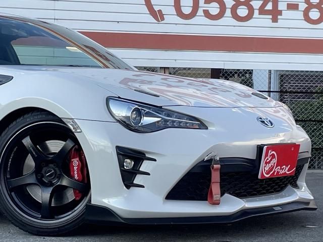 Toyota 86 2017-08 194296-5