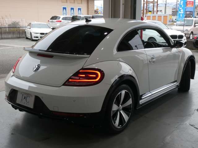 VolksWagen THE BEETLE 2019-06 184606-6