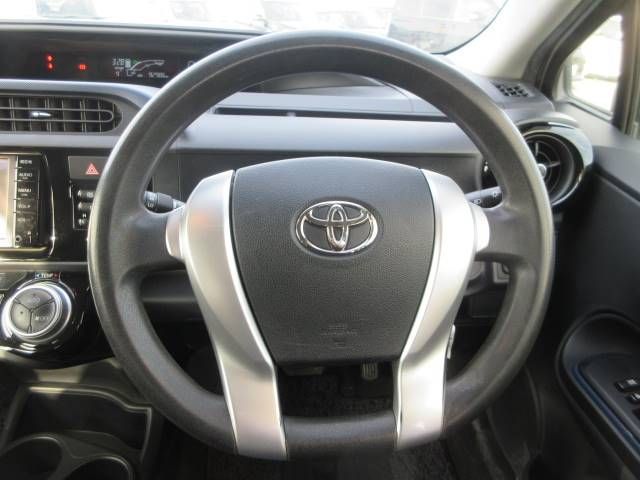 Toyota AQUA 2016-01 725-4