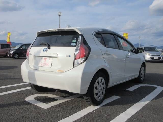 Toyota AQUA 2016-01 725-12