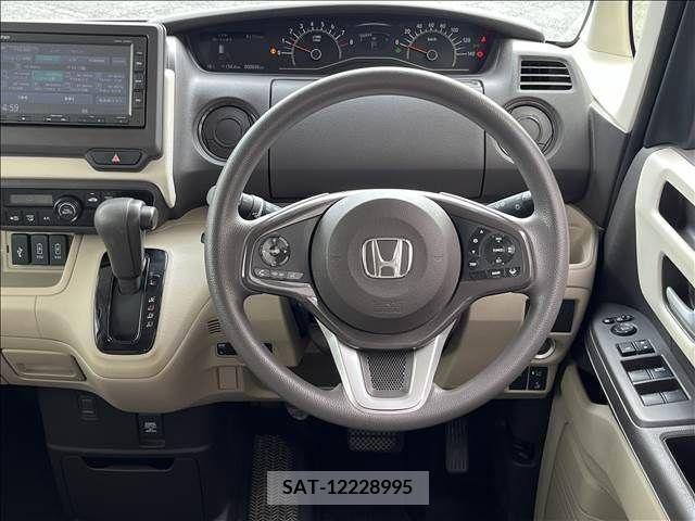 Honda N BOX 2019-09 237844-5