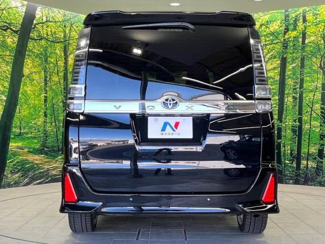 Toyota VOXY 2021-01 8895-17