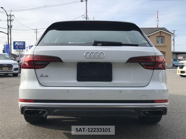 Audi A4 2019-06 217891-6