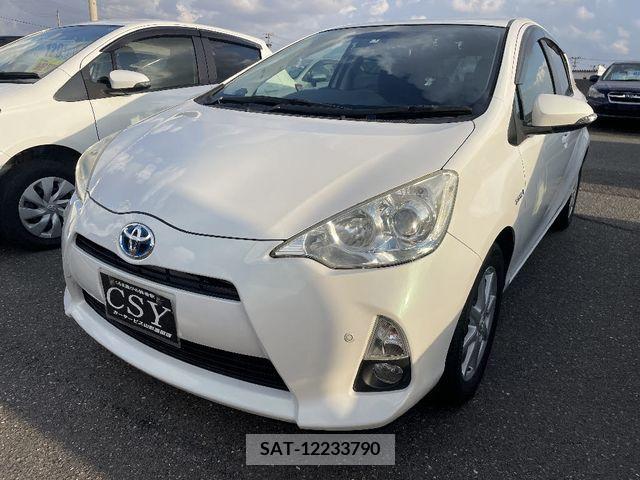 Toyota AQUA 2013-03 373461-0