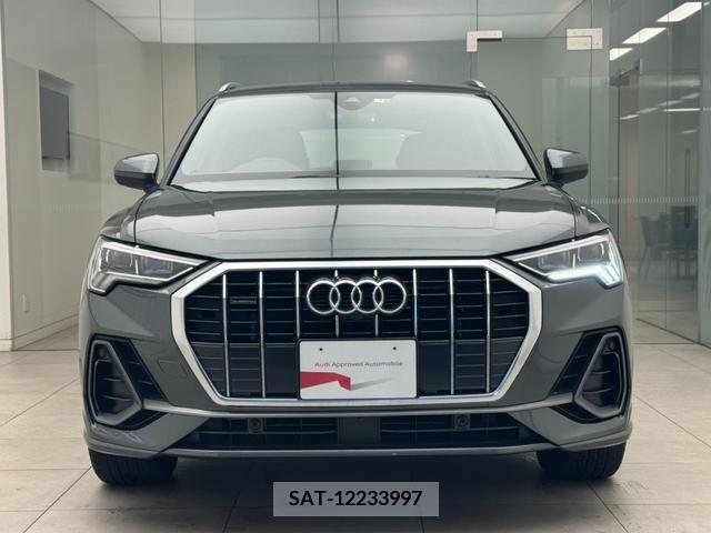 Audi Q3 2021-03 292808-2