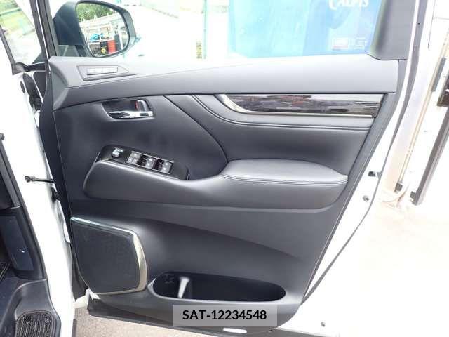 Toyota VELLFIRE 2020-04 288086-14