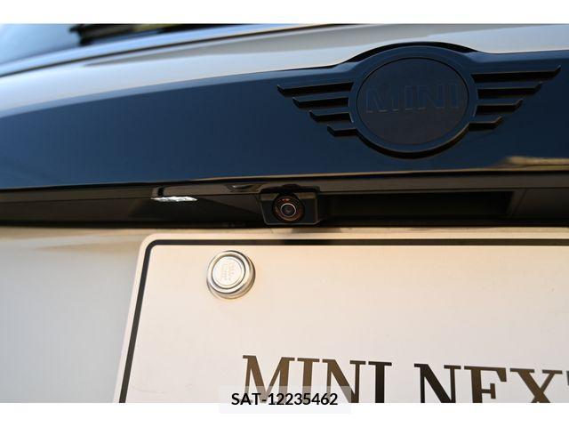 Bmw MINI 2022-10 214619-12