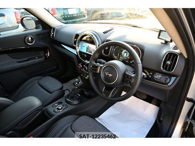 Bmw MINI 2022-10 214619-13