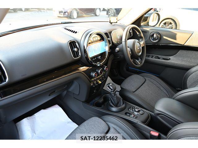 Bmw MINI 2022-10 214619-24