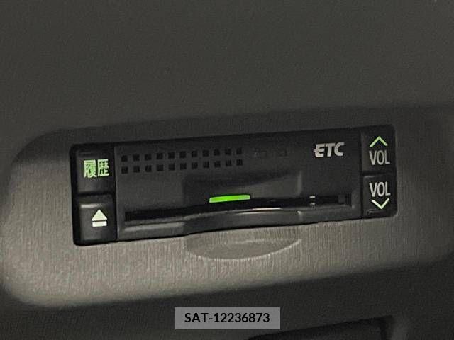 Toyota PRIUS 2010-10 282163-2