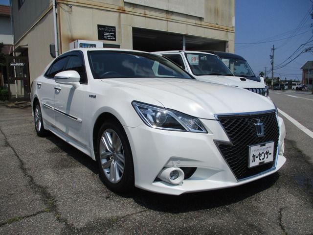 Toyota CROWN SEDAN 2013-06 190955-0
