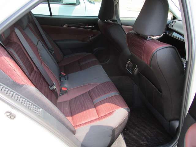 Toyota CROWN SEDAN 2013-06 190955-10