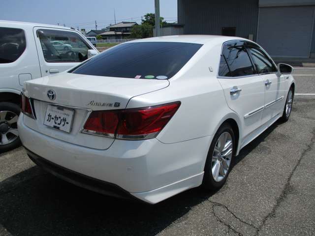 Toyota CROWN SEDAN 2013-06 190955-3