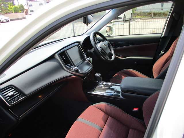 Toyota CROWN SEDAN 2013-06 190955-9