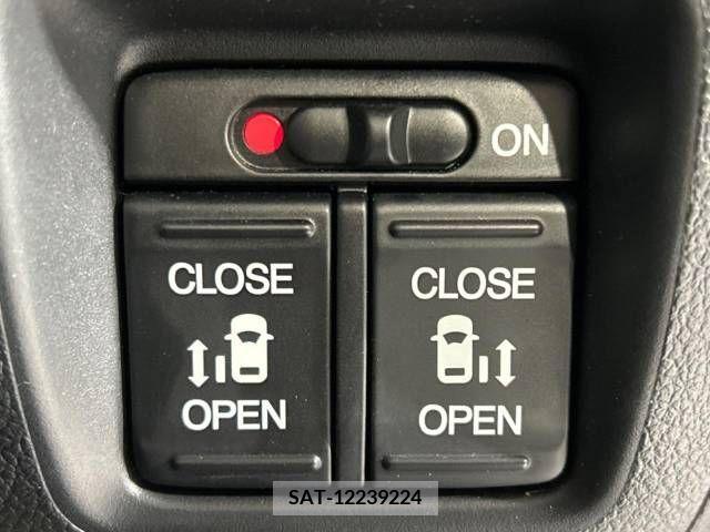 Honda N BOX CUSTOM 2012-06 205904-4