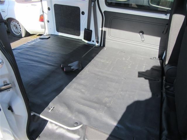 Daihatsu HIJET CARGO 2021-06 188392-6