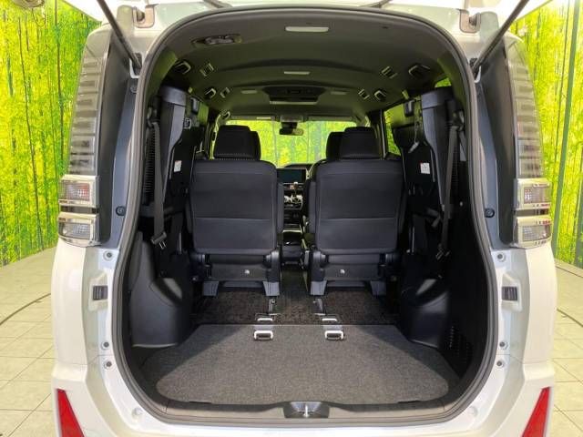 Toyota VOXY 2018-12 23836-11